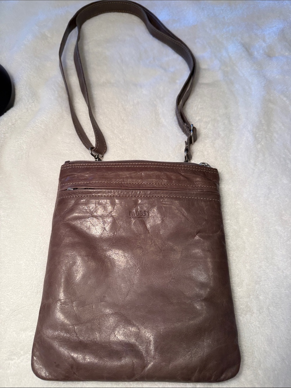 M0851 Mushroom Tan Leather Messenger Bag with Adjustable/Crossbody Strap